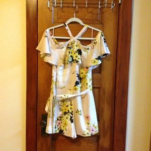 Guess Cold Shoulder Zahara Romper